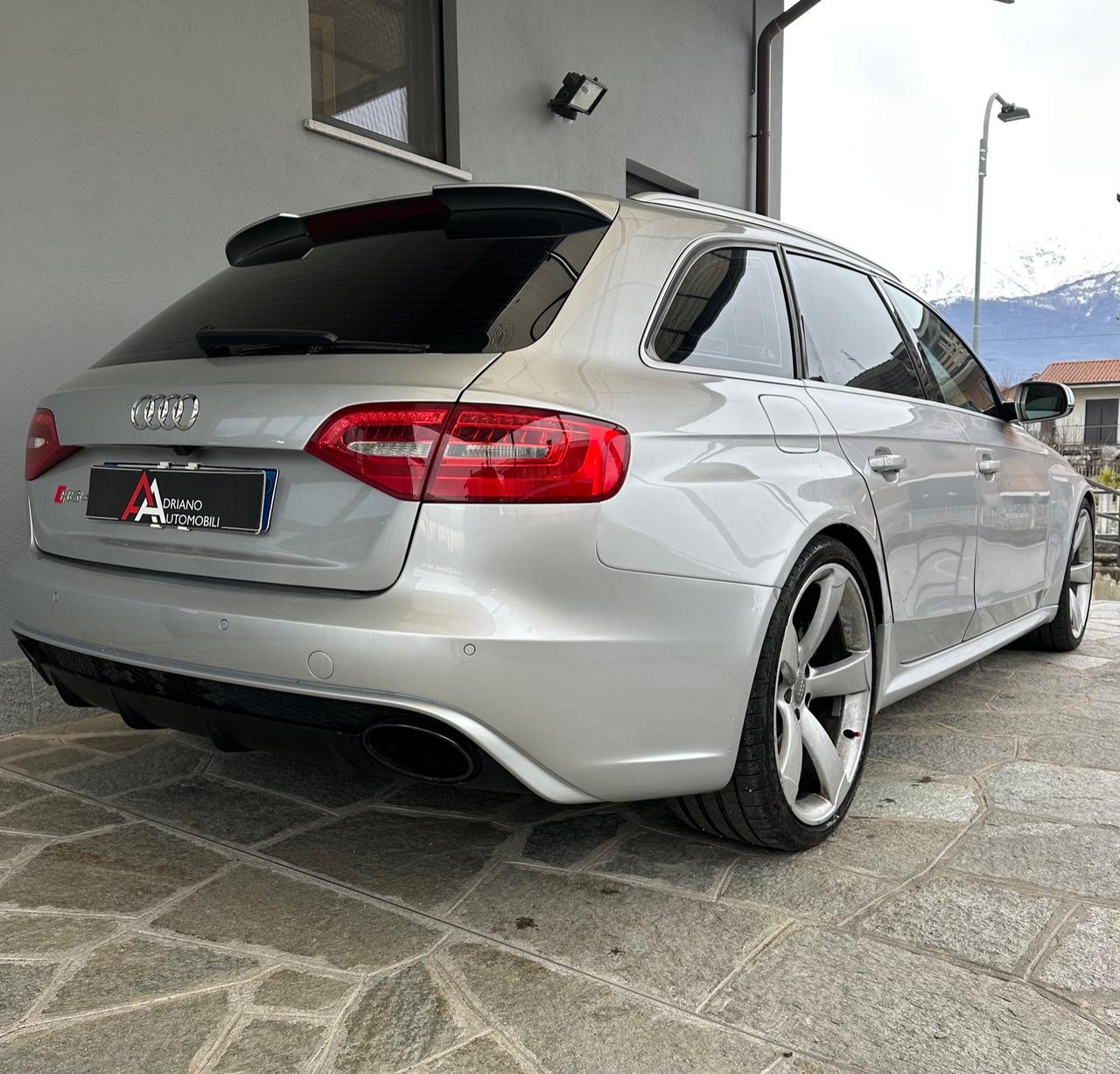 Audi RS4 Avant 4.2 fsi quattro s-tronic