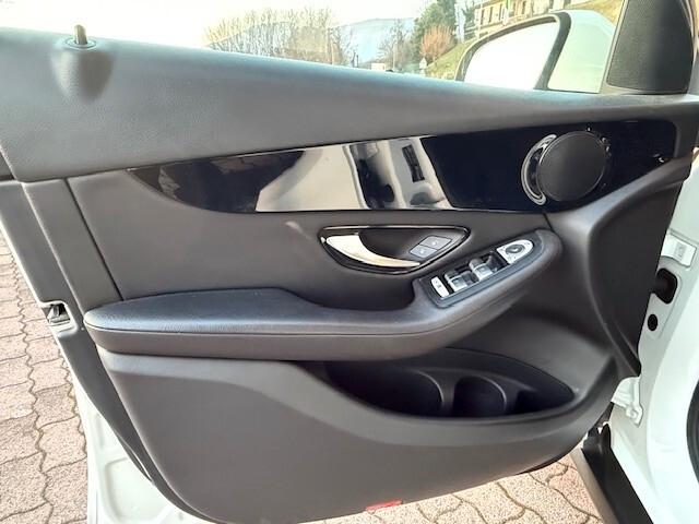 Mercedes-benz GLC 220 Sport 4matic auto, Gancio Traino, Led, Navi, 17"