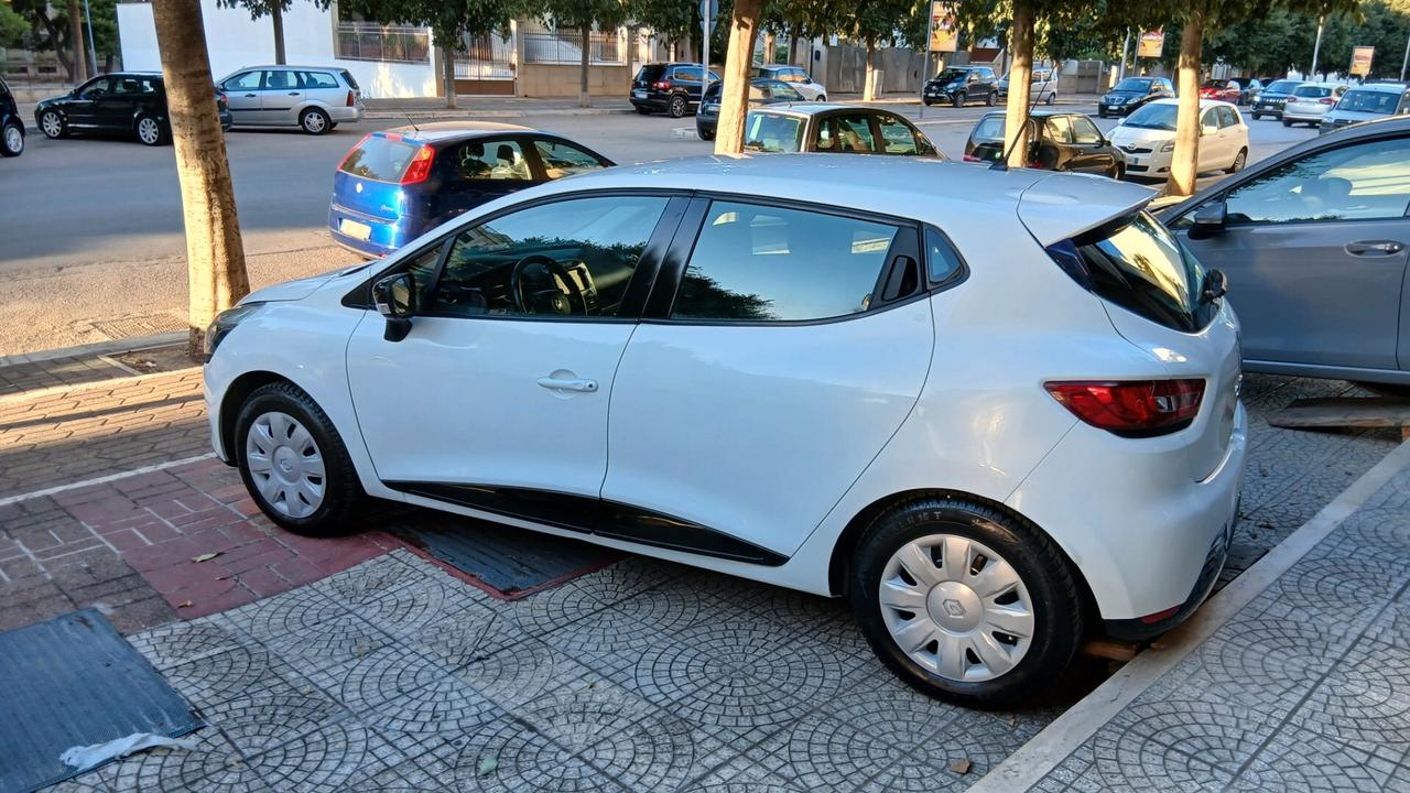 Renault Clio dCi 8V 75CV Start&Stop 5 porte Energy Life