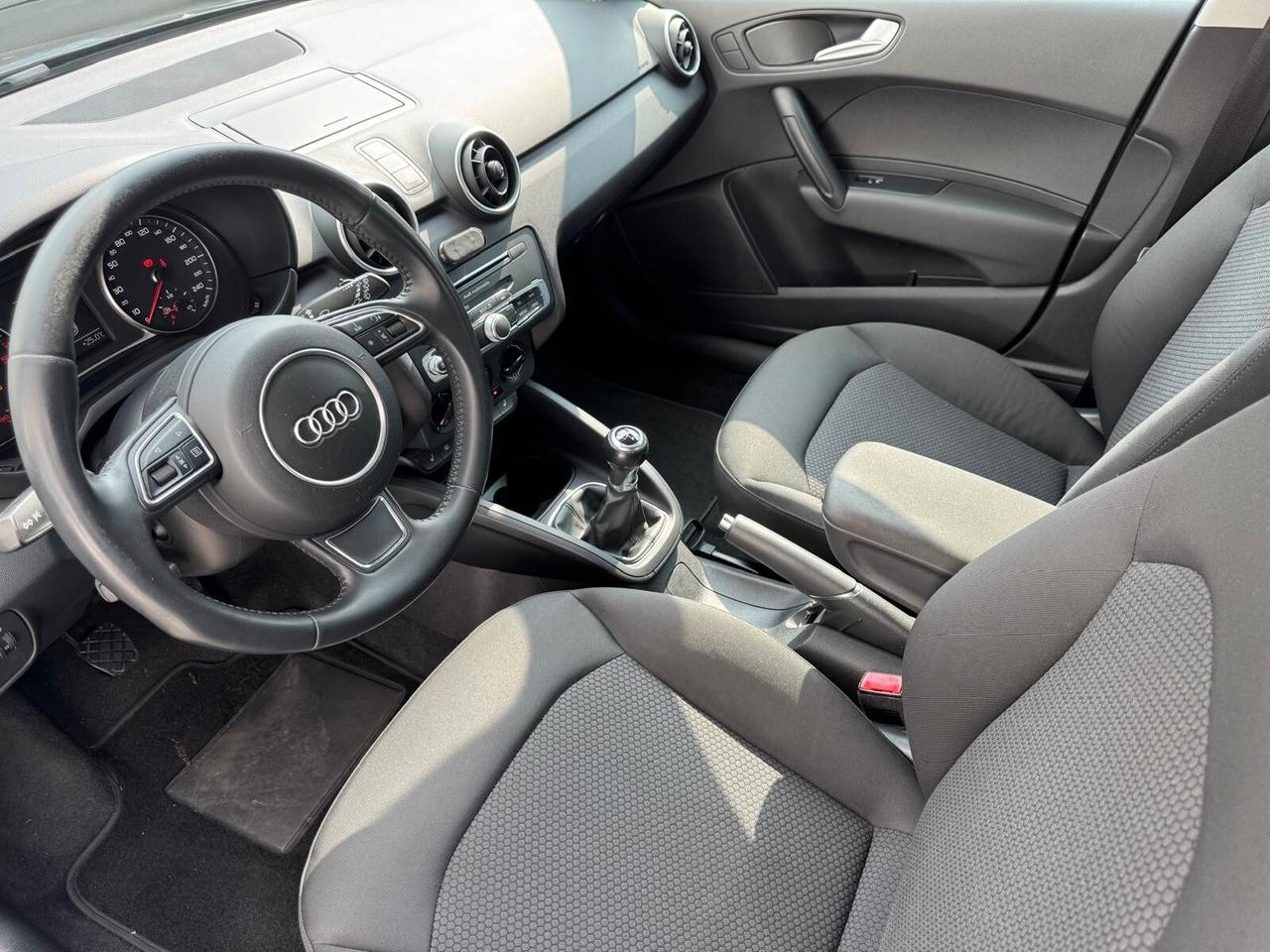 Audi A1 1.4 TDI Admired*EURO6*NEOPATENTATI