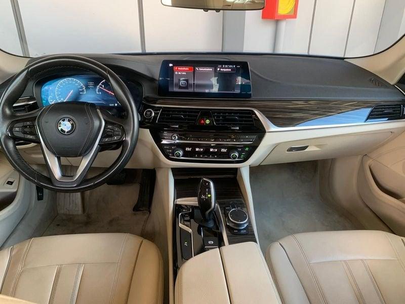 BMW Serie 5 530d xDrive Touring Luxury