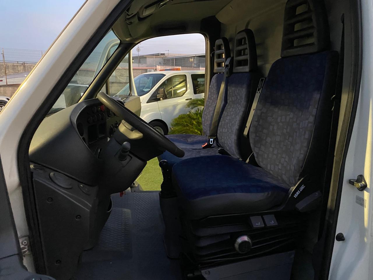 Iveco Daily 3.0 35C14 Gemellato