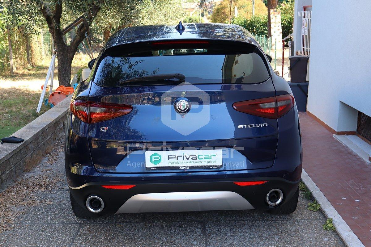 ALFA ROMEO Stelvio 2.2 Turbodiesel 180 CV AT8 Q4 Business