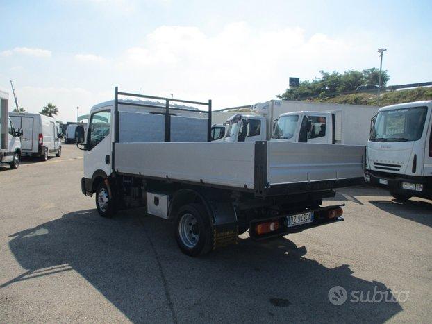 Nissan Cabstar 35-15 ''3000 150 CV'' RIBALTABILE T