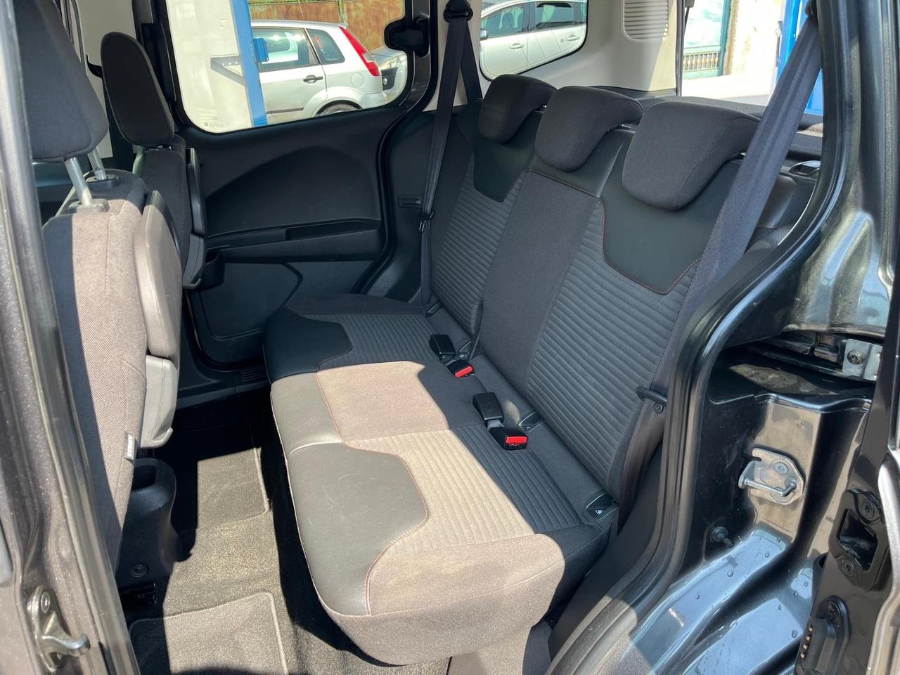 Ford tourneo courier-5p-1.5 tdci-11/2019