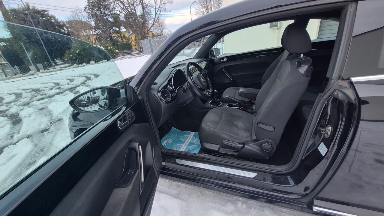 Volkswagen Maggiolino 1.6 TDI Design