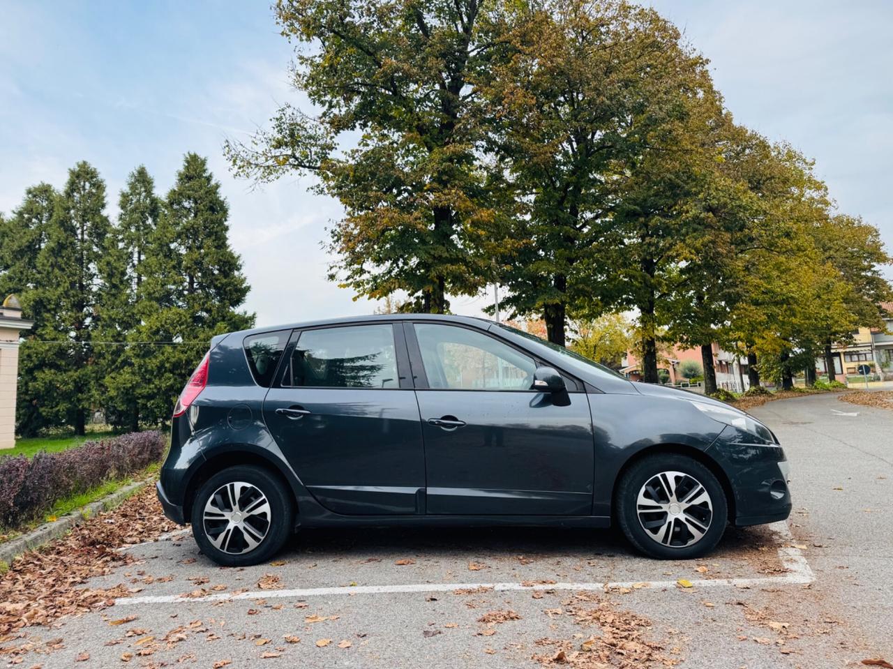 Renault Scenic Scénic X-Mod 1.6 dCi 130CV Luxe