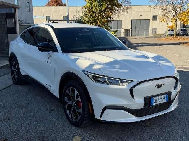 Ford Mustang Mach-E standard range Premium awd 269cv auto IVA ESPOSTA!