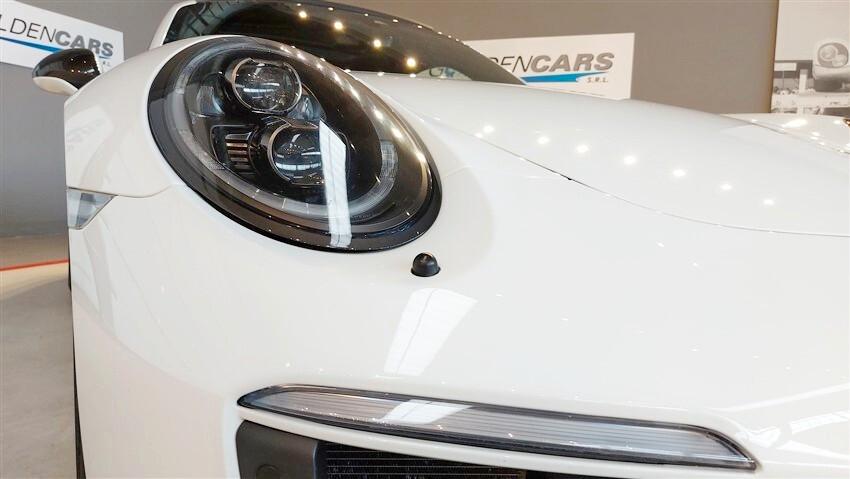 Porsche 911 991 3.0 Carrera Coupé GTS
