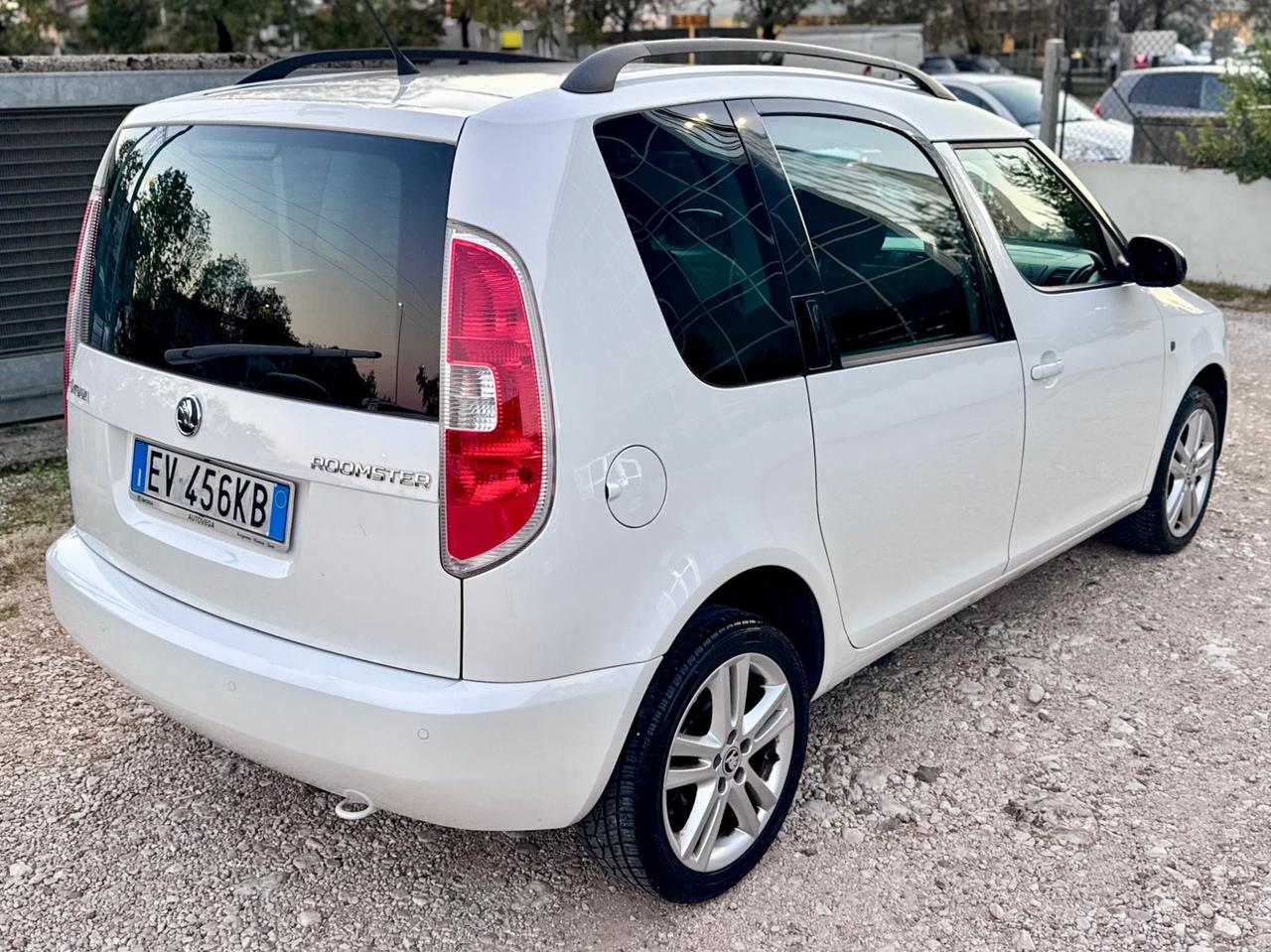 Skoda Roomster 1.6 TDI 90CV Neopatentati 2014