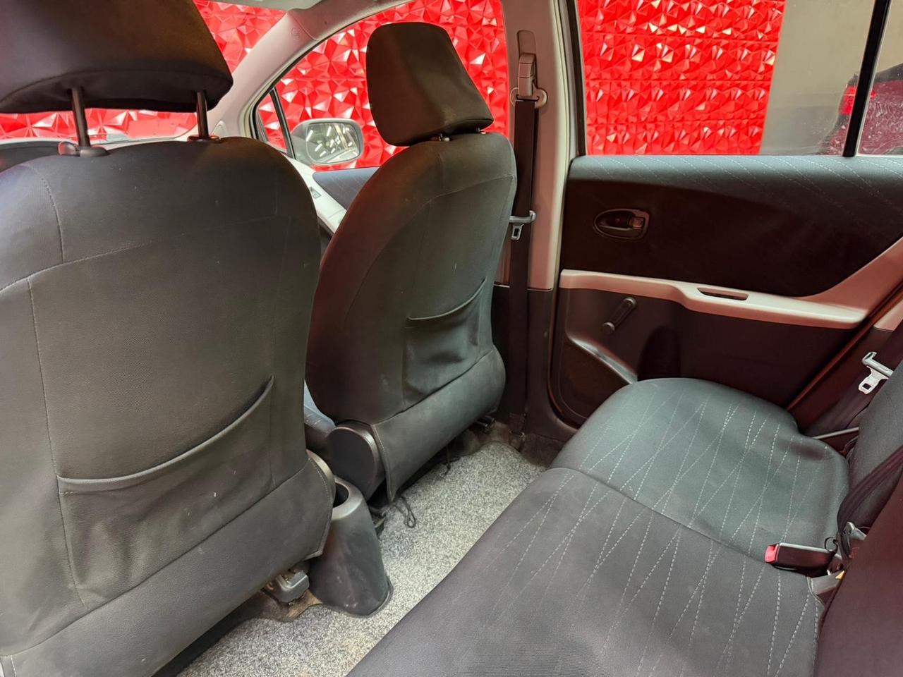 Toyota Yaris 1.0 5 porte Sol OK NEOPATENTATI