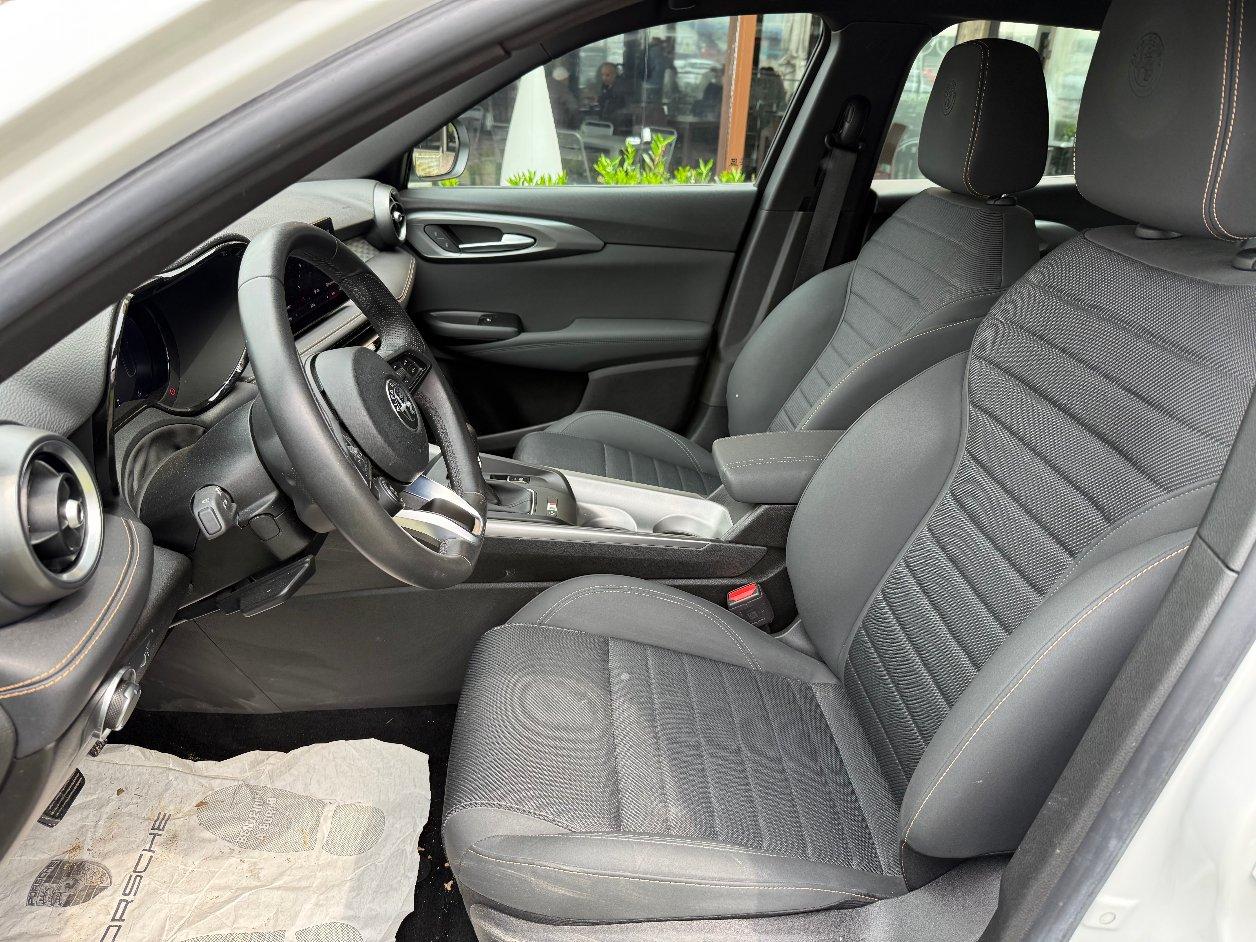 Alfa Romeo Tonale 1.5 Hybrid Ti 160cv tct7 UNIPROP. 70000KM
