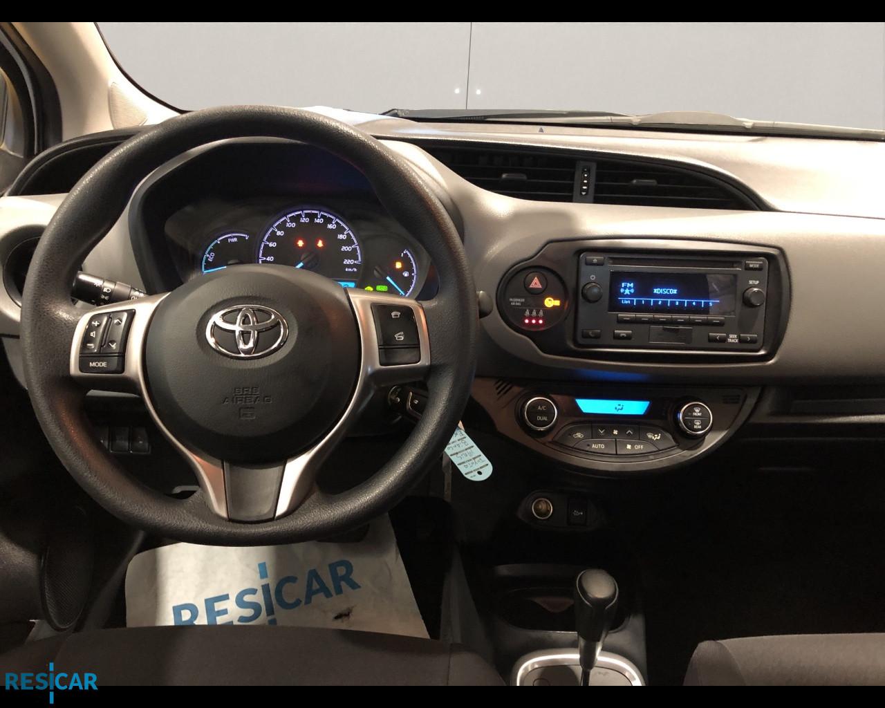 TOYOTA Yaris 5p 1.5h Active