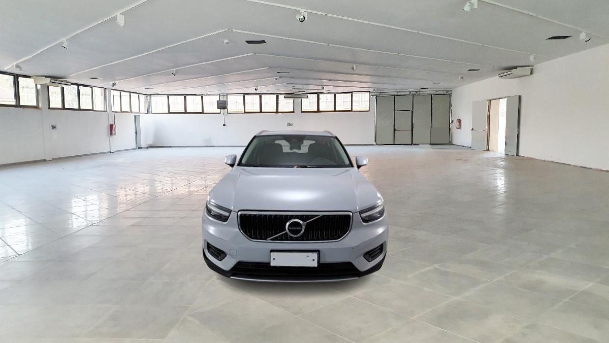 VOLVO Xc40 T2 Geartronic Momentum