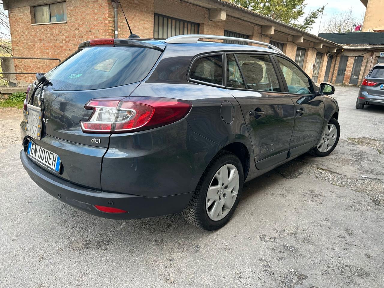 Renault Megane Mégane C-C 1.5 dCi 110CV Luxe