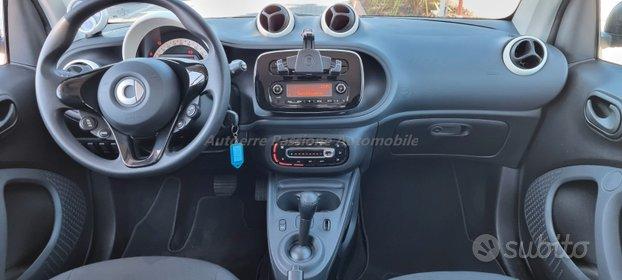 SMART FORTWO EQ Enel-X White