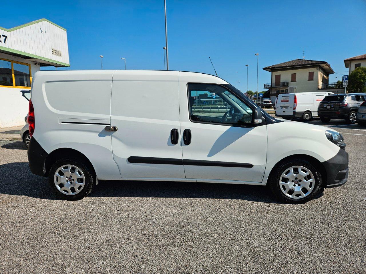 FIAT Doblo maxi XL 1.6 mjt 105cv LH2 Business S&S 3 POSTI