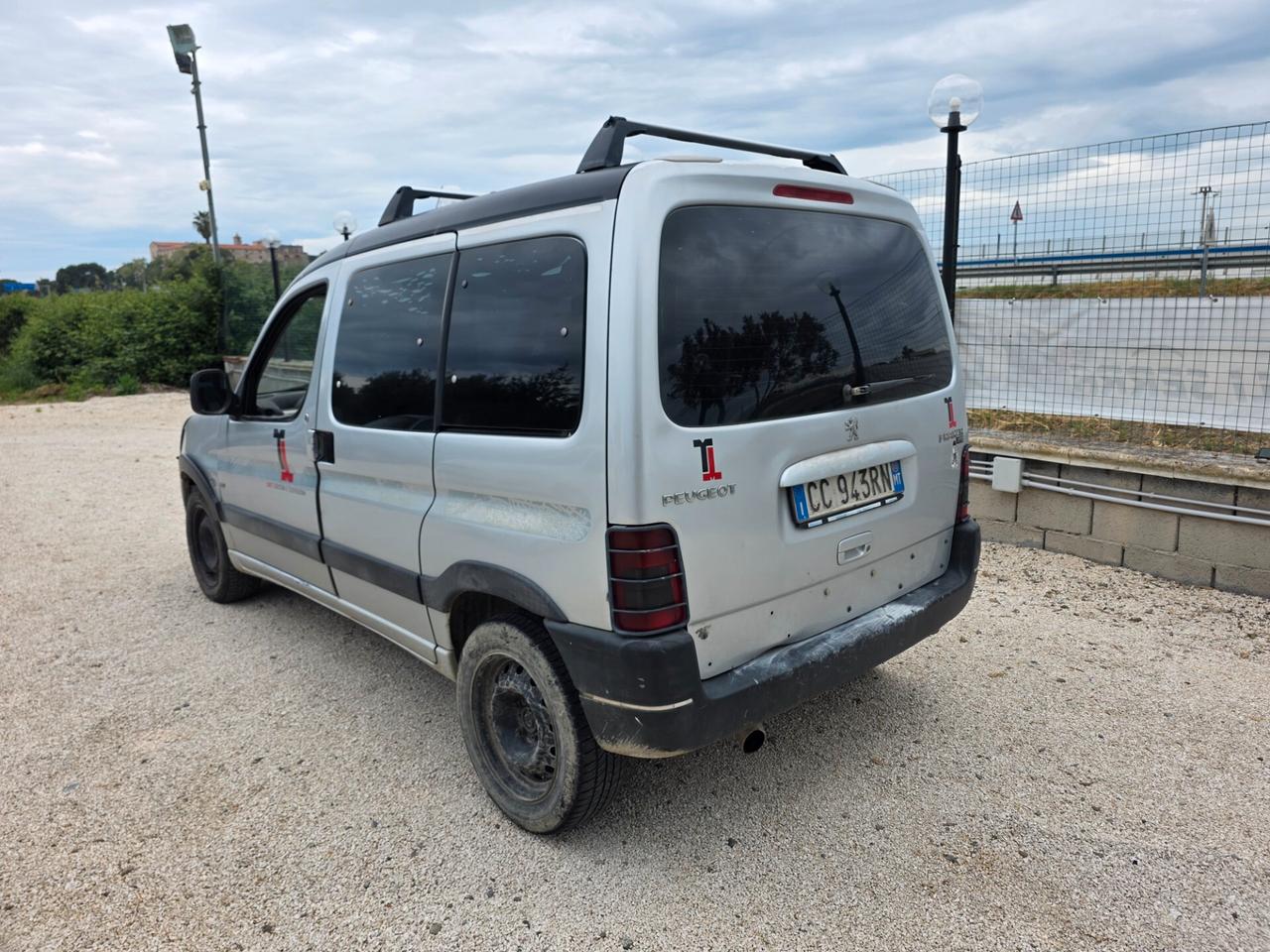 Peugeot Ranch 2.0 HDi 5p. XT