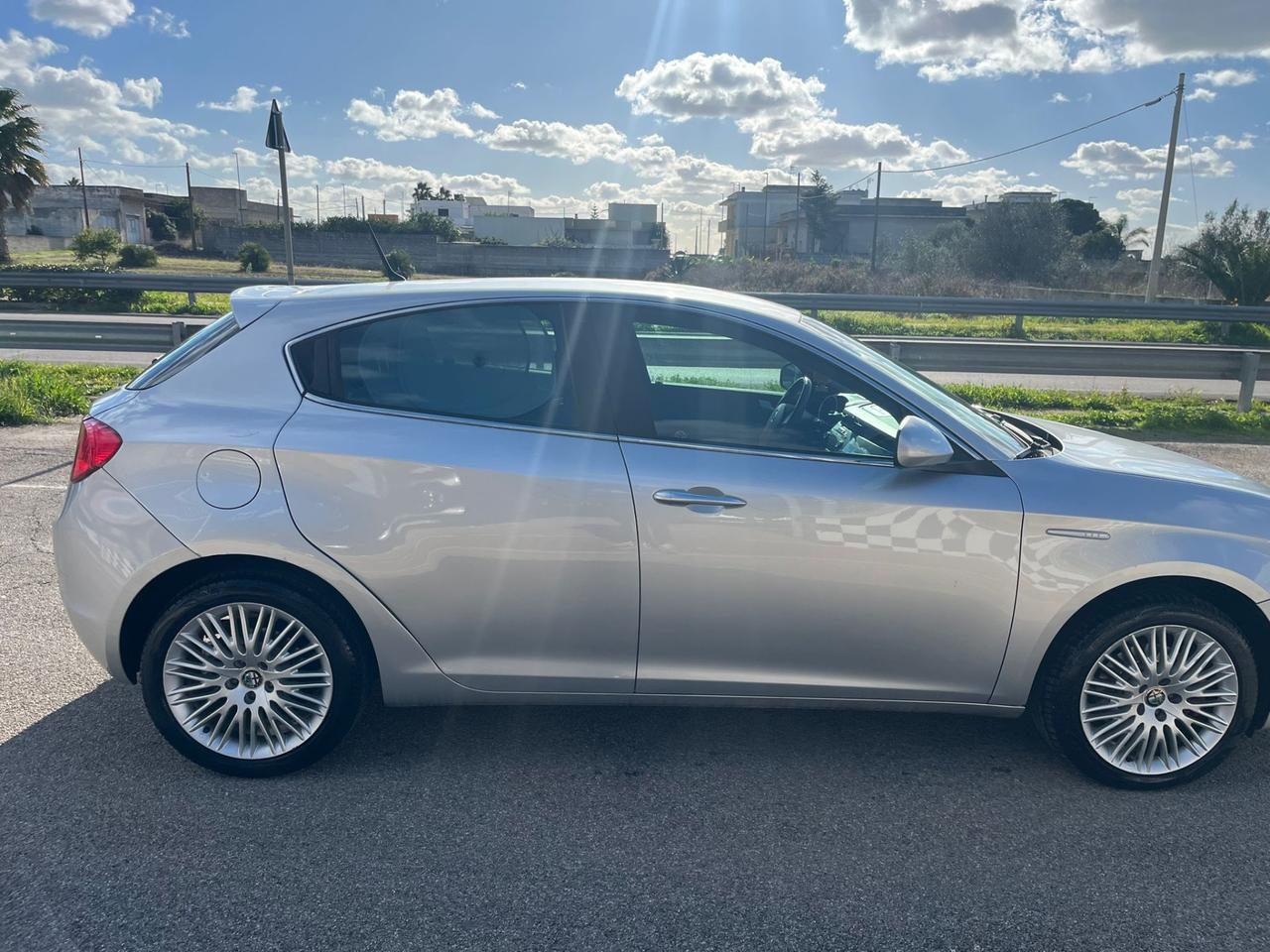 Alfa Romeo Giulietta 2.0 JTDm-2 170 CV 2010