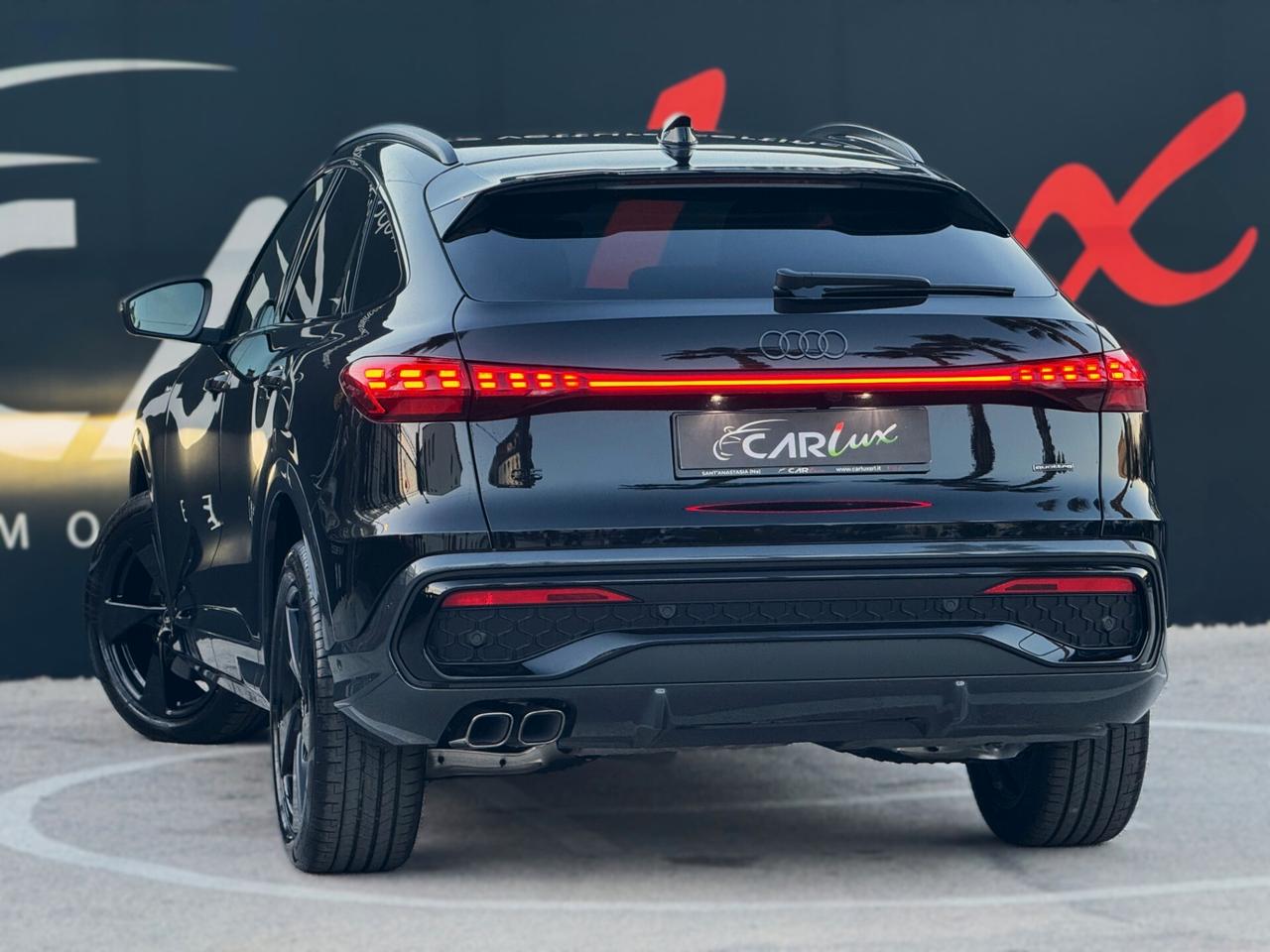 Audi Q5 Sportback 40 TDI Launch Edition S line 204CV