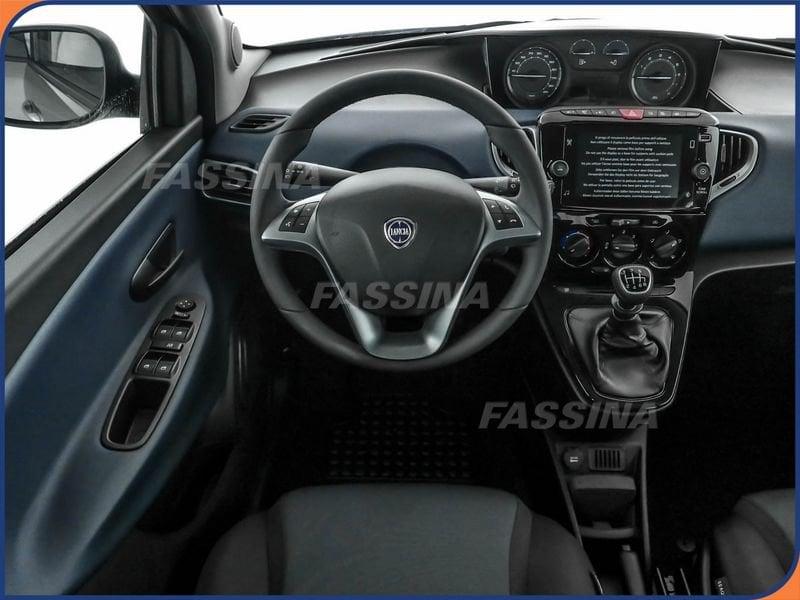 Lancia Ypsilon 1.0 FireFly 5 porte S&S Hybrid Platino