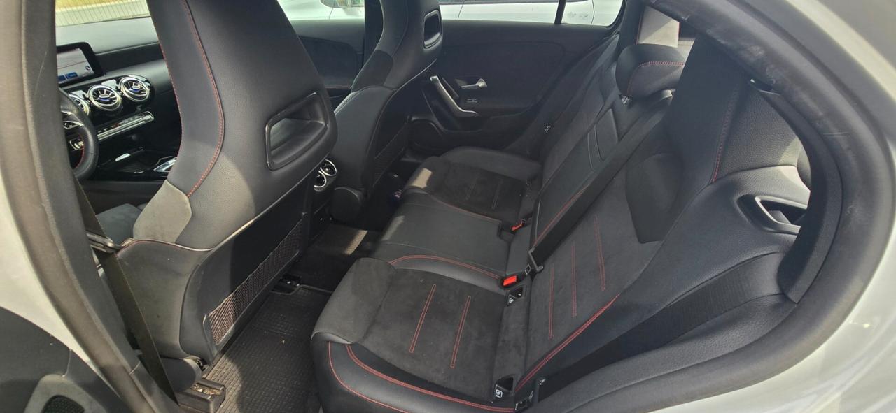 Mercedes-benz A 200 d Automatic AMG Line Premium Plus