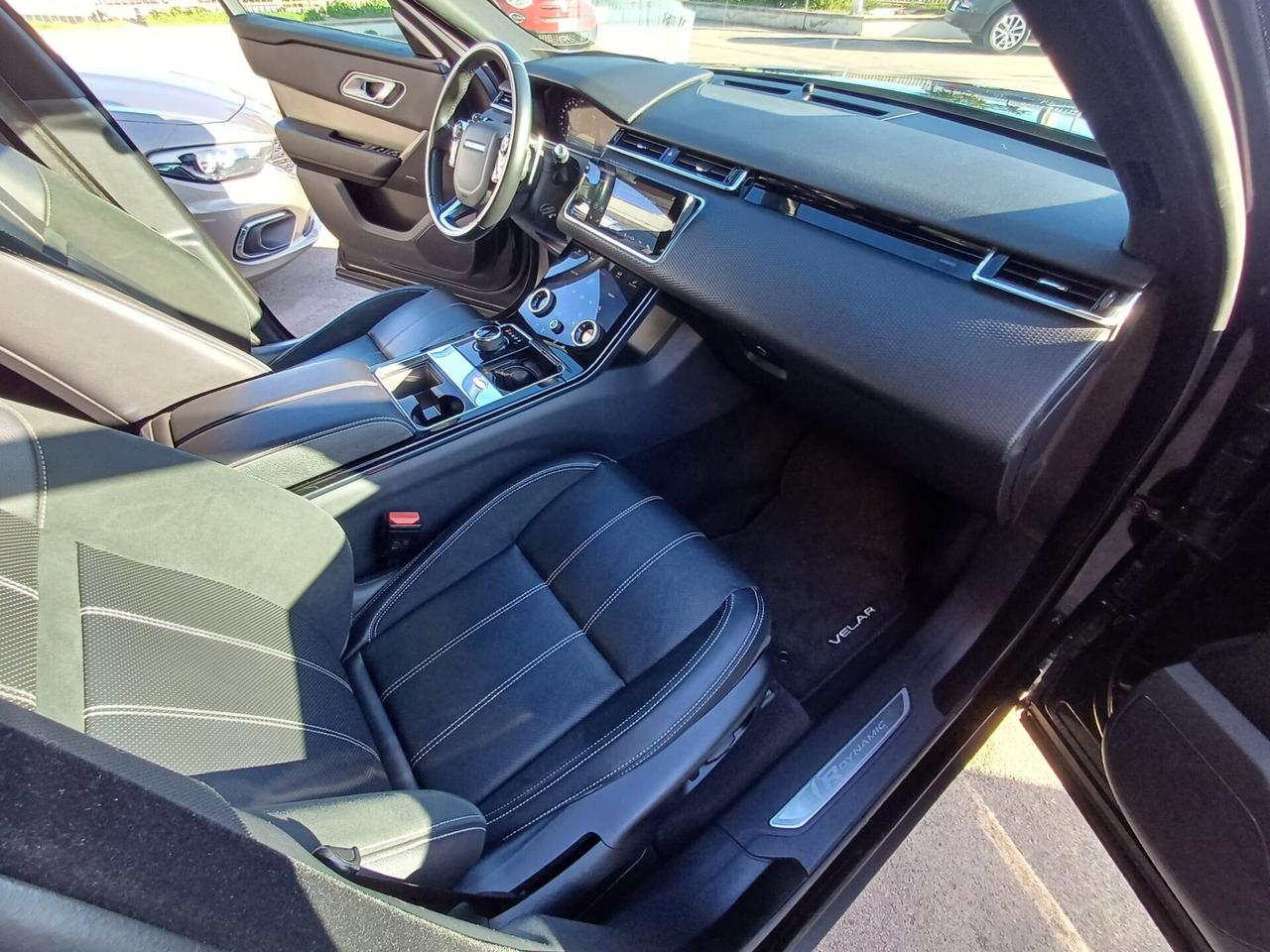 Range Rover Velar 2.0D I4 R-Dynamic S 4wd