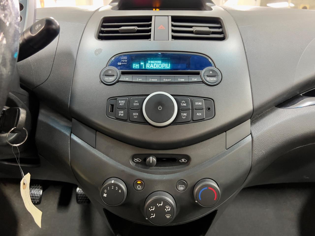 Chevrolet Spark 1.0 GPL Eco Logic Pink Lady Special Edition