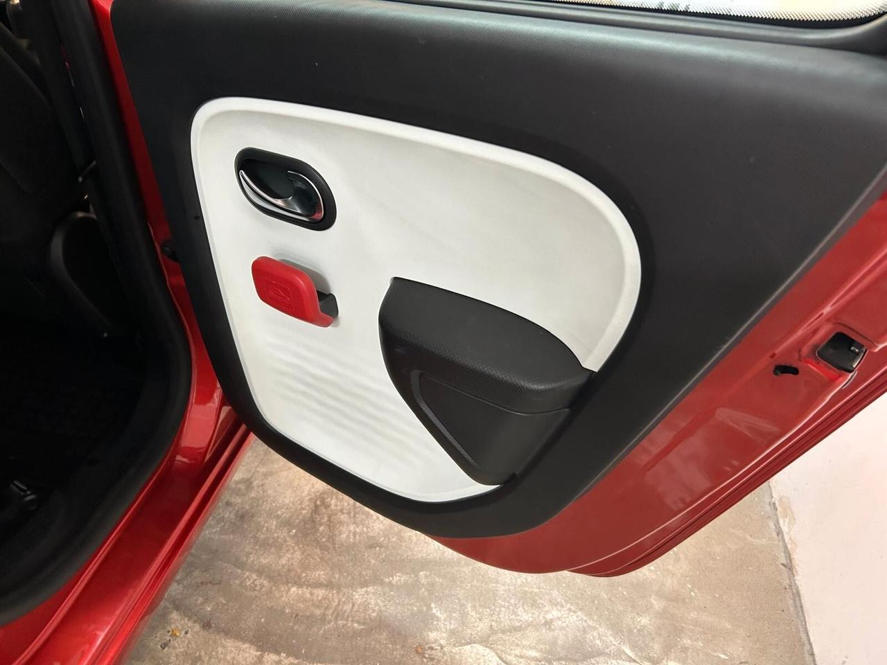 Renault Twingo 1.0 SCe Experience