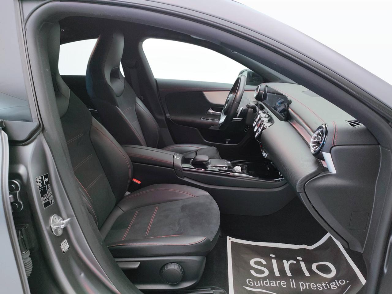 Mercedes-Benz CLA Coupe - C118 - CLA Coupe 200 d Premium auto