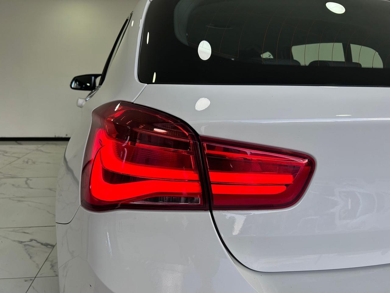 Bmw 118 118d 5p. Sport-LED-NAVI-GARANTITA-2019