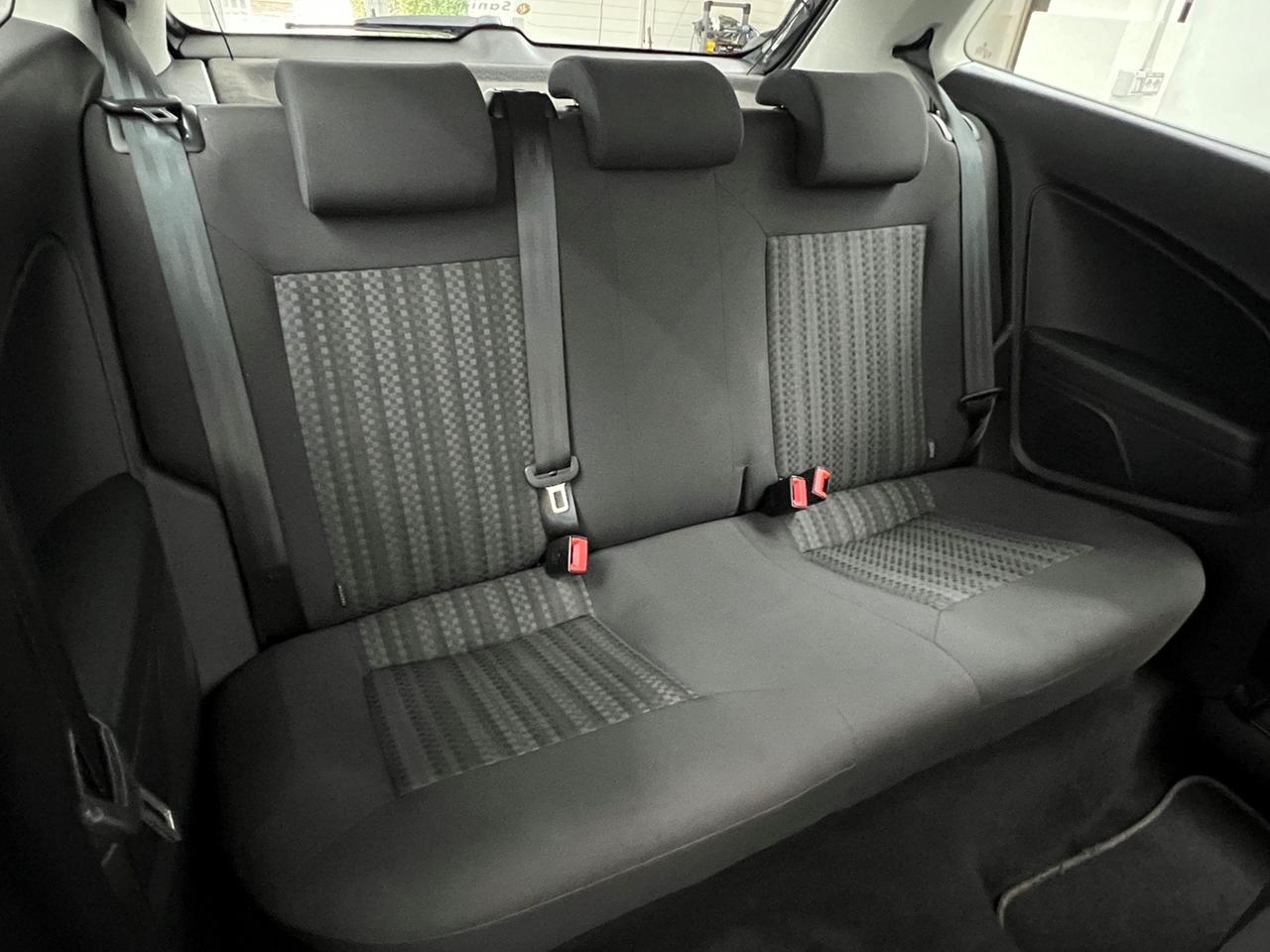 VOLKSWAGEN Polo V 2014 Polo 3p 1.0 mpi Trendline 60cv