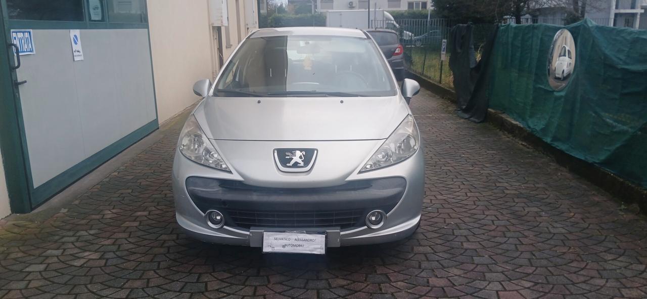 Peugeot 207 1.6 HDi neopatentati