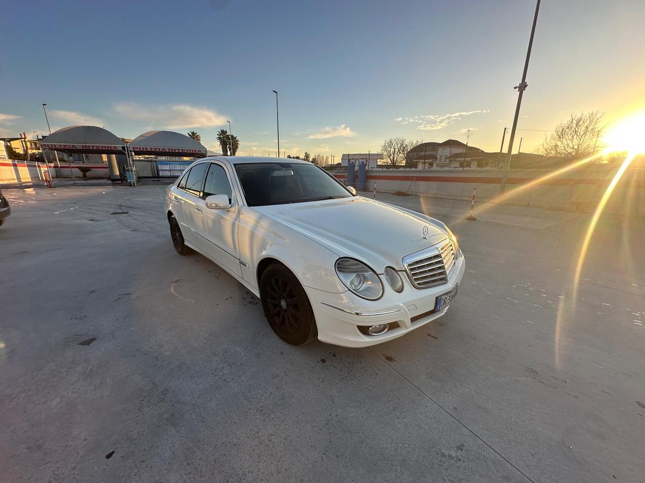 Mercedes-benz E 220 CDI cat EVO Elegance