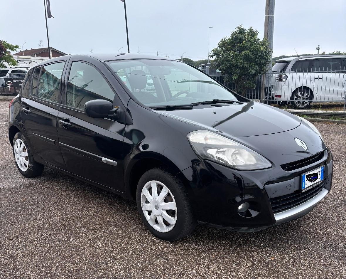 Renault Clio 1.2 16V 5 porte GPL Dynamique