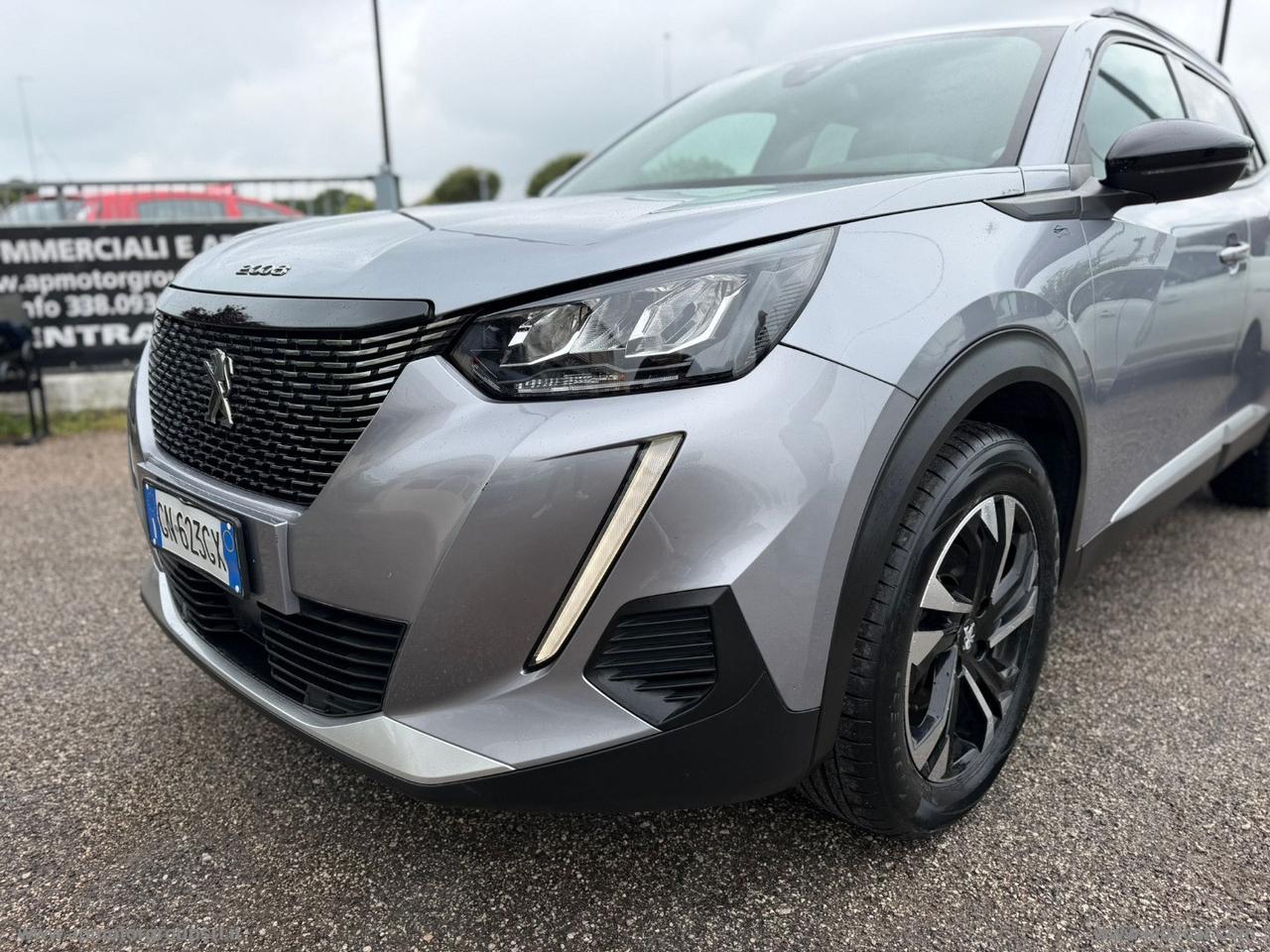 PEUGEOT 2008 PureTech 100 S&S Allure Pack