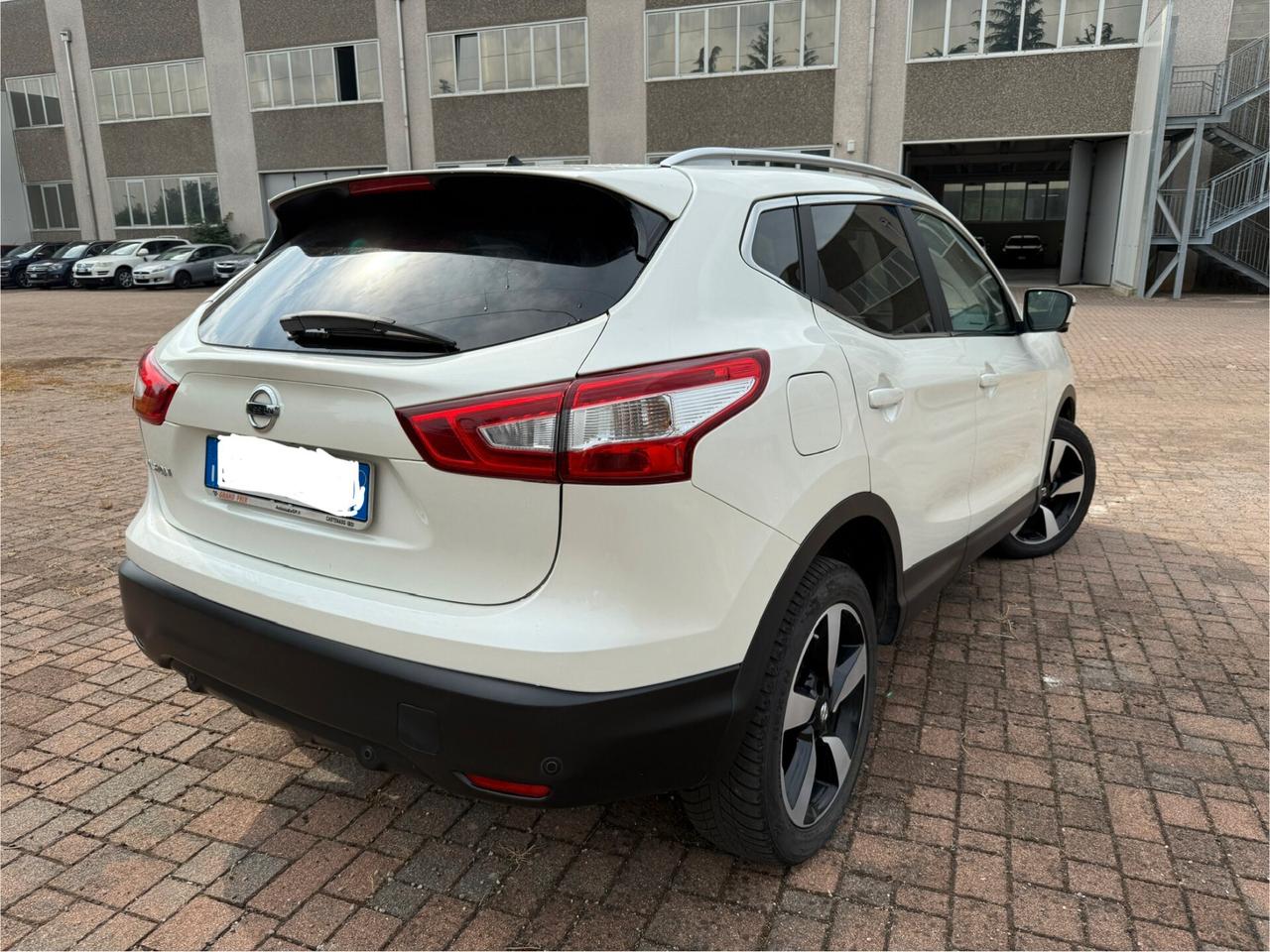Nissan Qashqai 1.6 dCi 2WD TETTO - CAMERA 360°