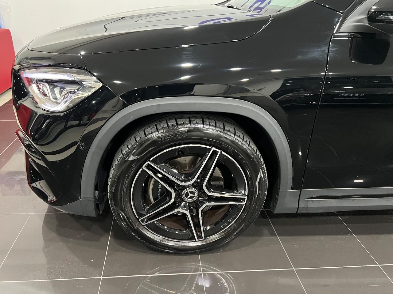 Mercedes Benz GLA 200d Aut. Premium AMG 150 cv