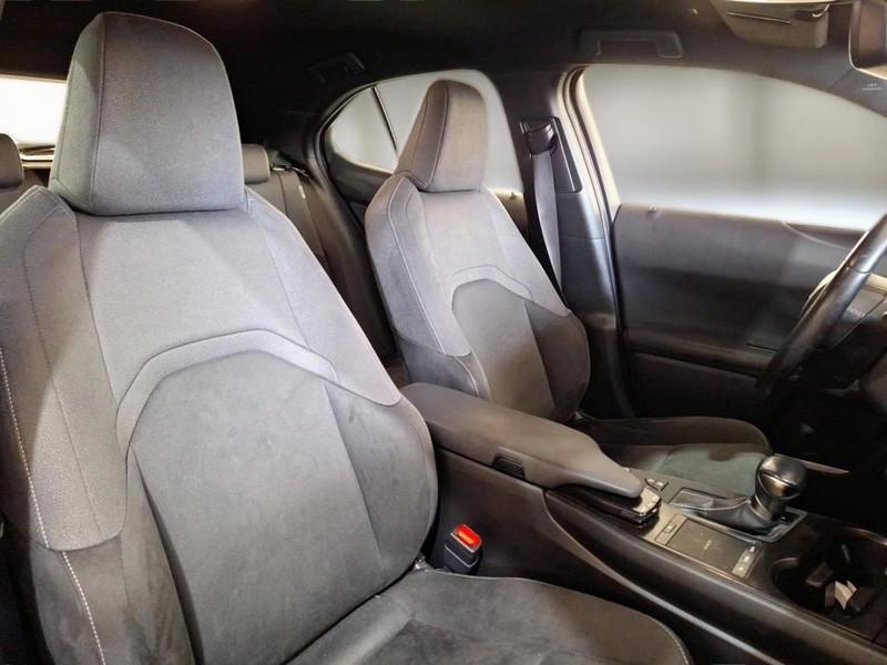 LEXUS UX 250h Hybrid Business 2WD