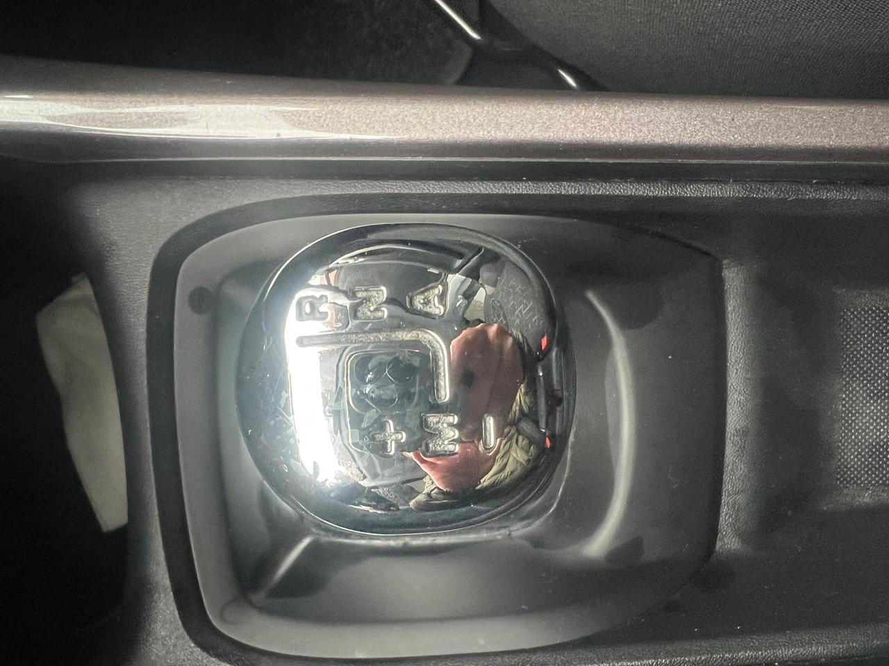 Peugeot 2008 1.6 e-HDi 92 CV Stop&Start robotizzato Allure