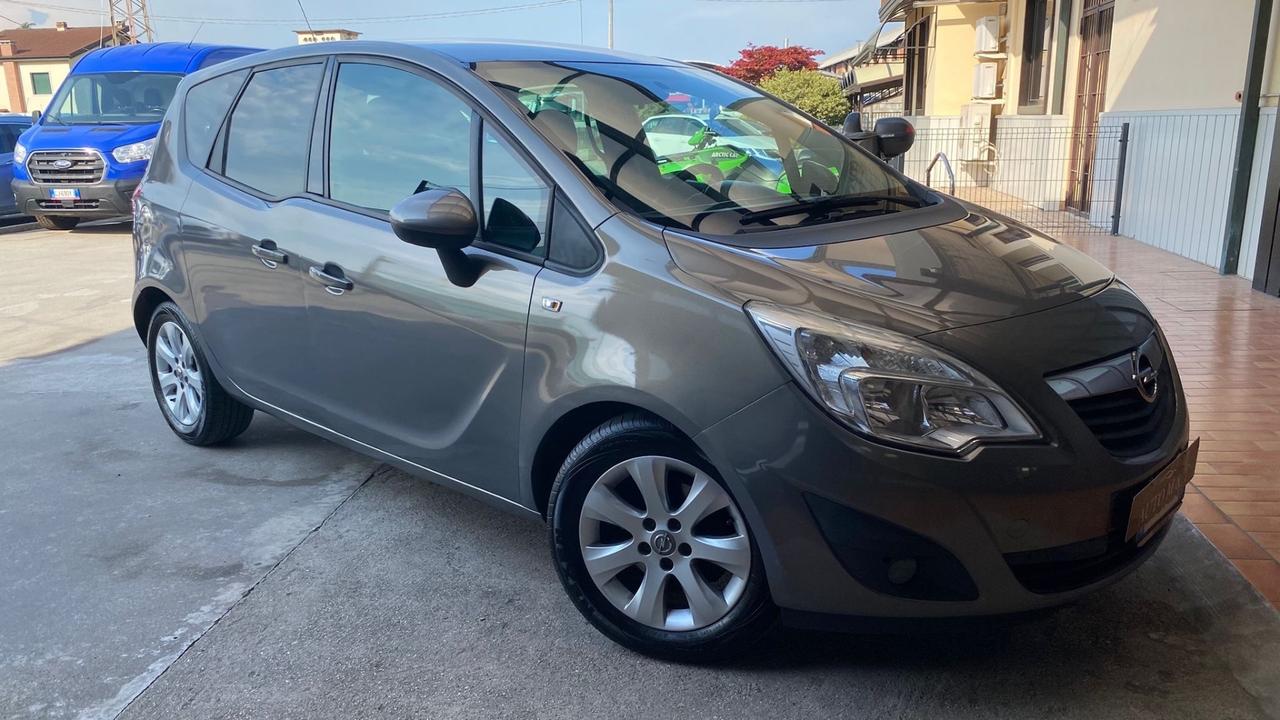 Opel Meriva 1.3 CDTI 95CV ecoFLEX Start&Stop Cosmo
