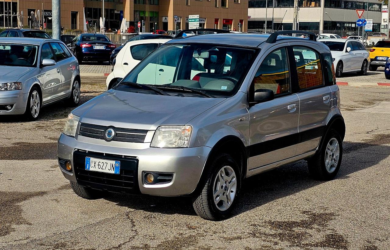 Fiat Panda 1.3 MJT 95 CV S&S 4x4
