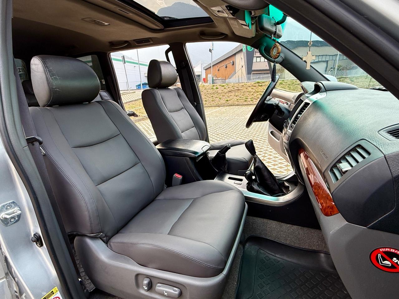 Toyota Land Cruiser 3.0 D manuale 8 posti 5 porte