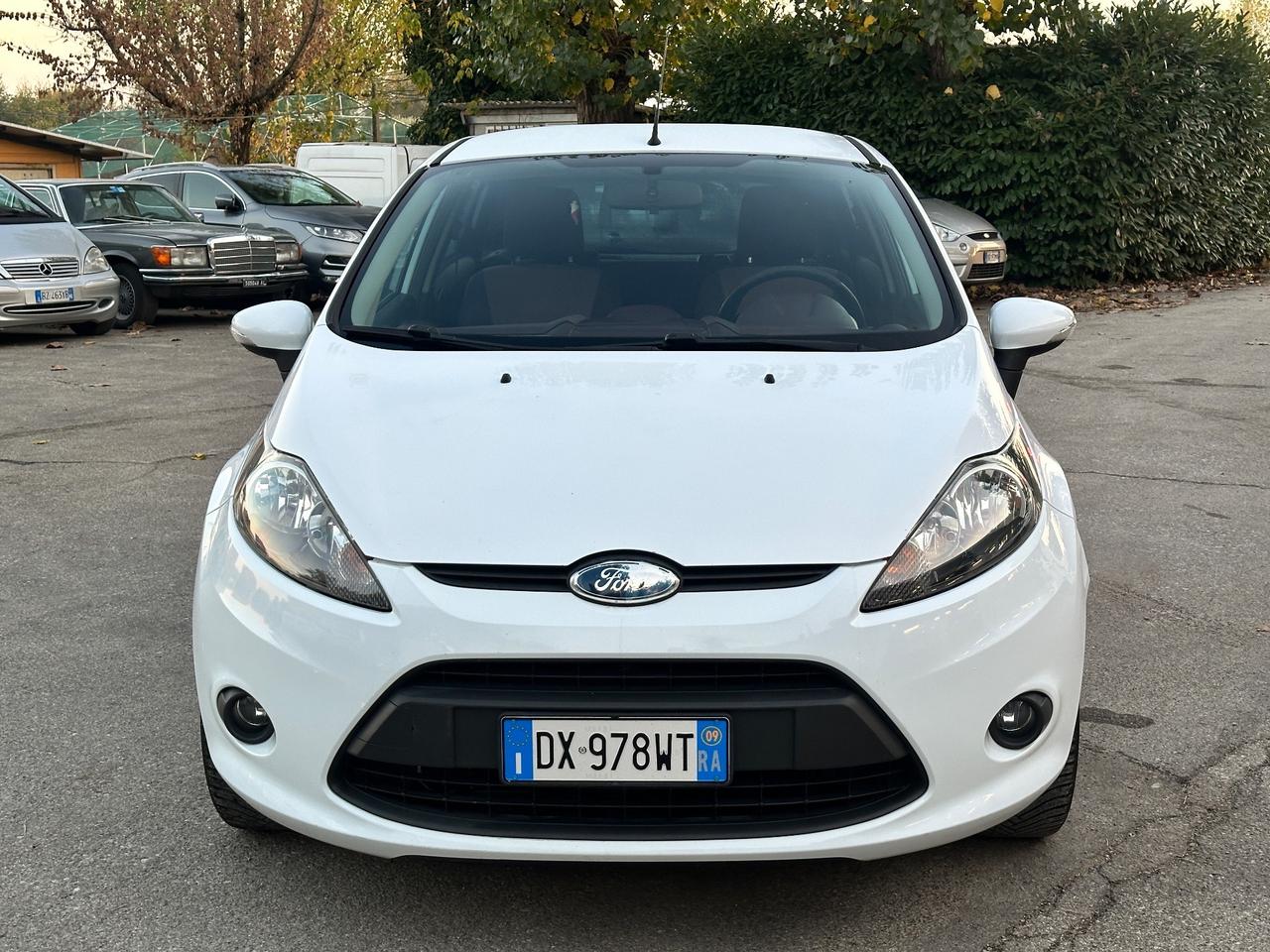 Ford Fiesta 1.4 5 porte Bz.- GPL Titanium