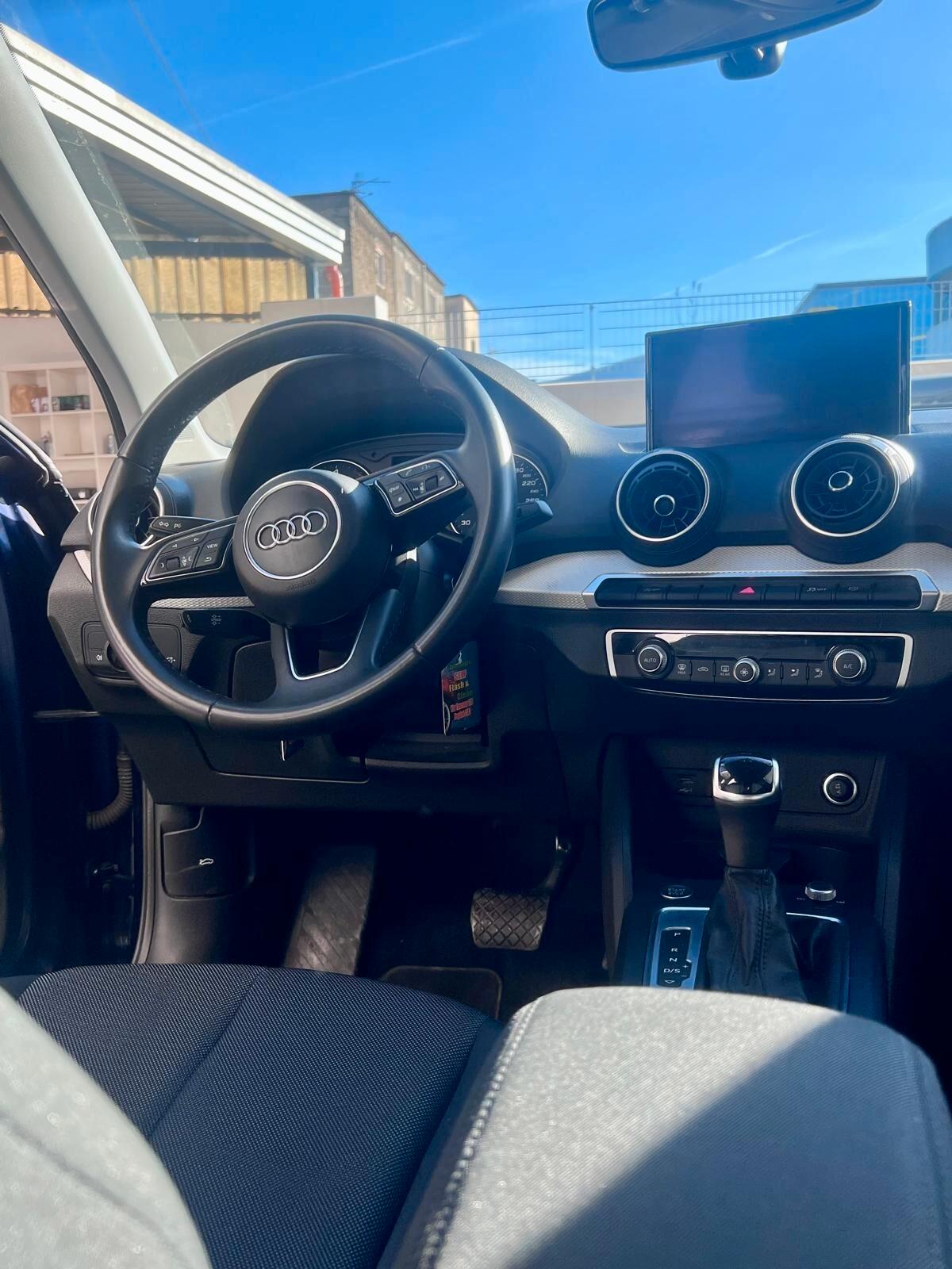 Audi Q2 30 TDI S tronic line Edition