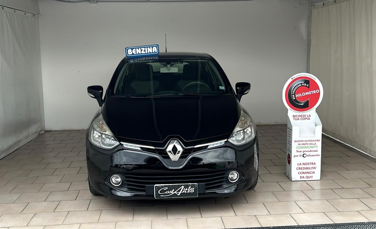 Renault Clio 1.2 Benz. 75 cv 2013 Neopatenati