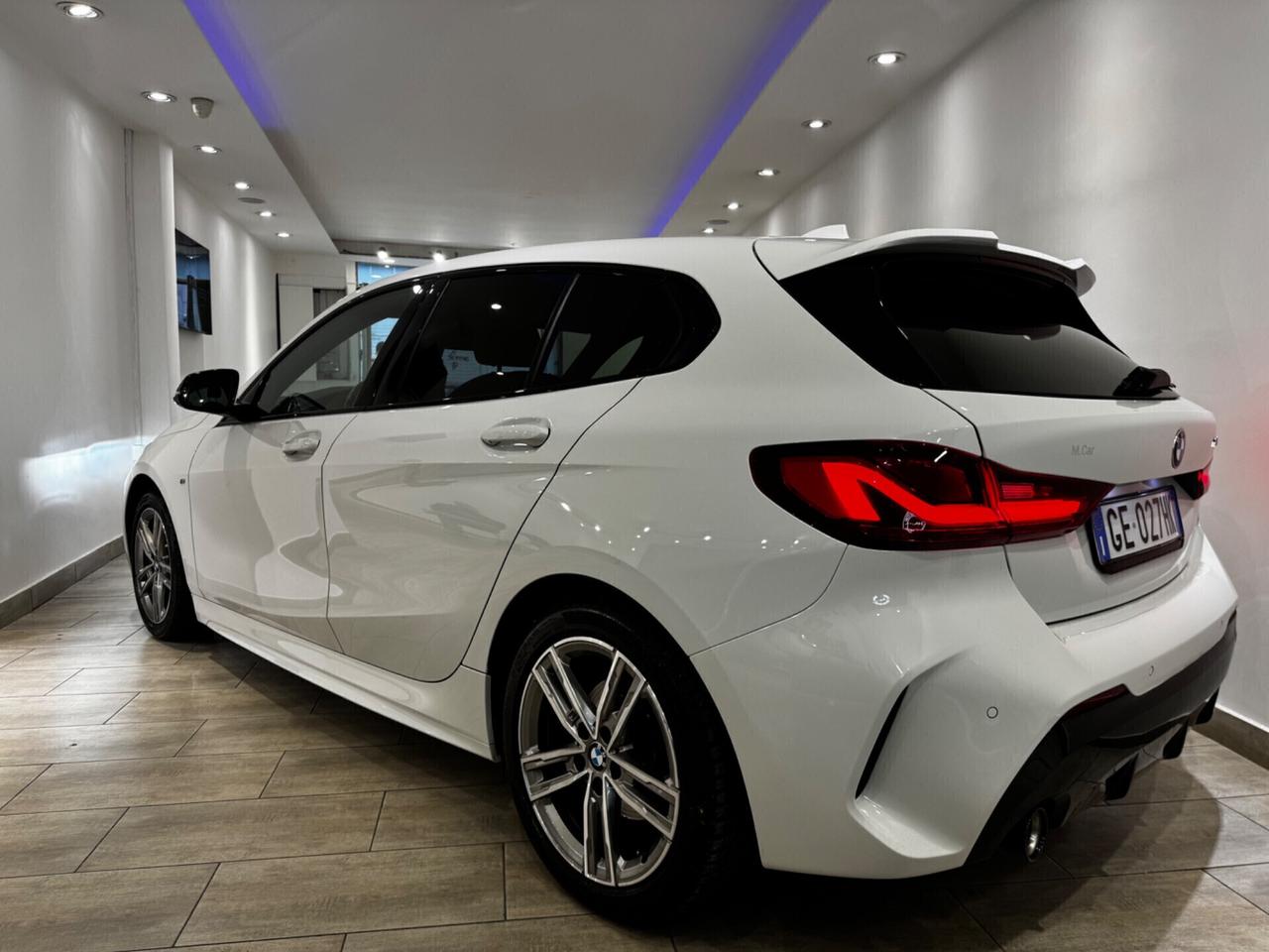 Bmw 118d 5p. Msport LED NAVI