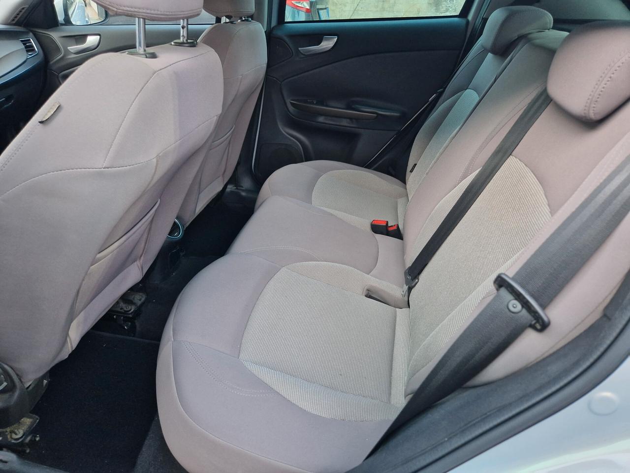 Alfa Romeo Giulietta 1.6 JTDm-2 105 CV Distinctive
