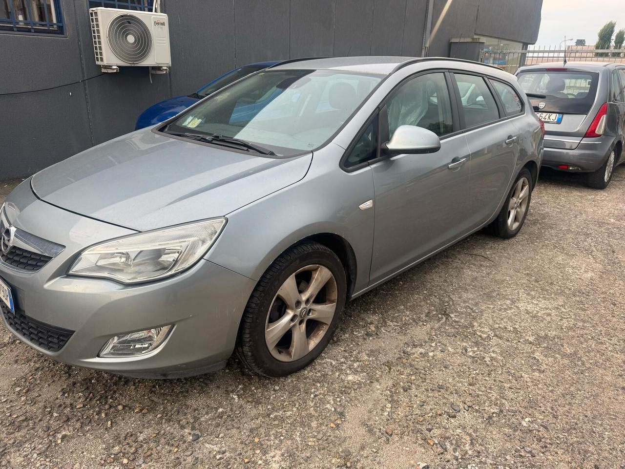 Opel Astra 1.4 100CV Sports Tourer Cosmo