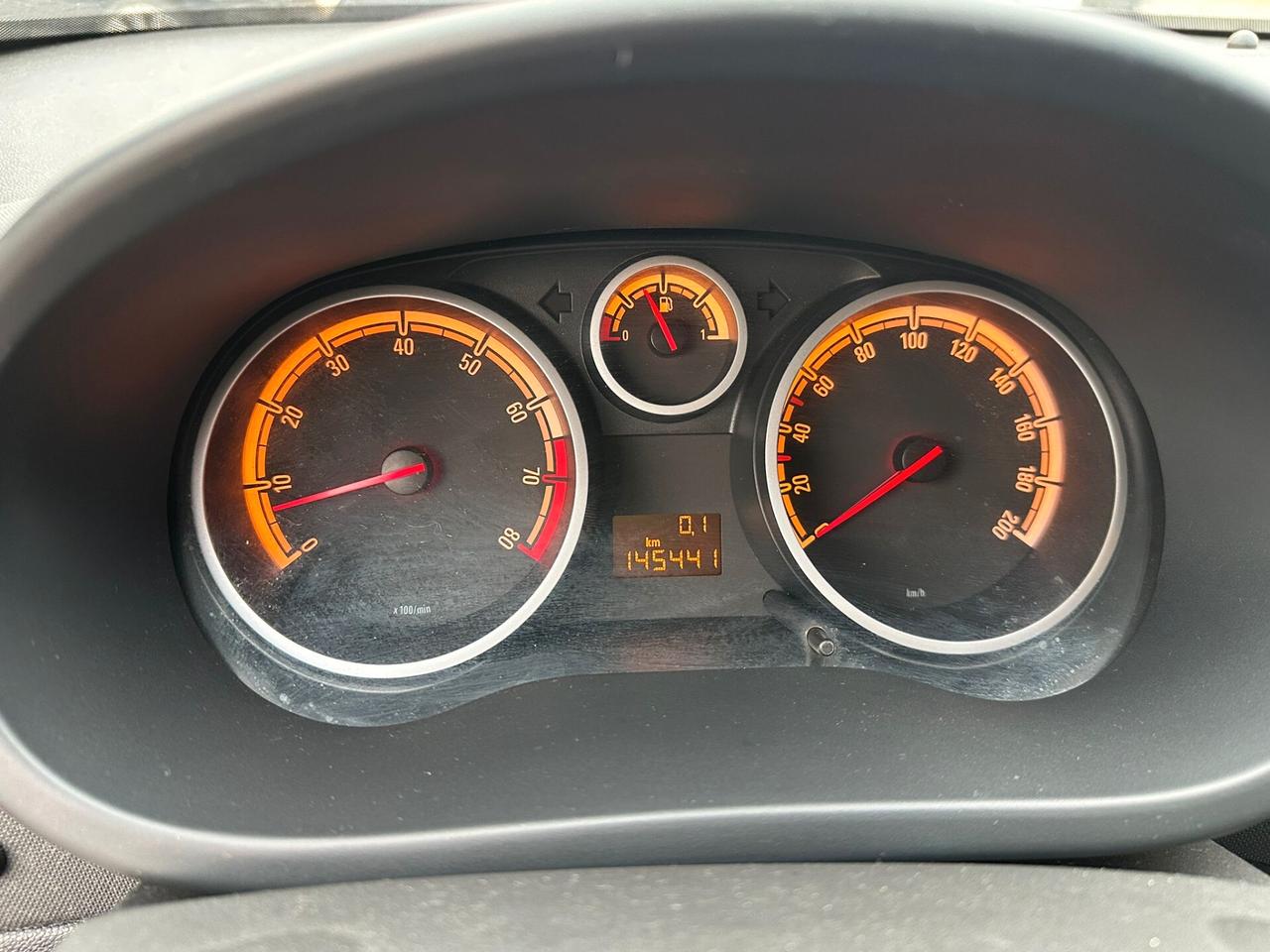 Opel Corsa 1.2 5 porte Cosmo